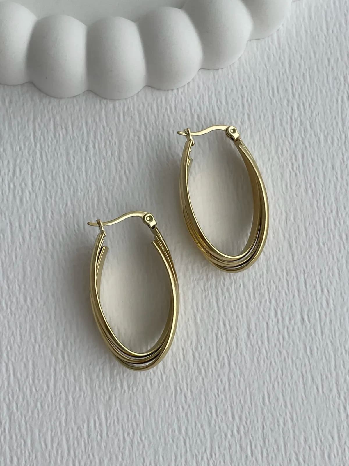 Çelik Çapraz Tasarım Gold Oval Halka Küpe
