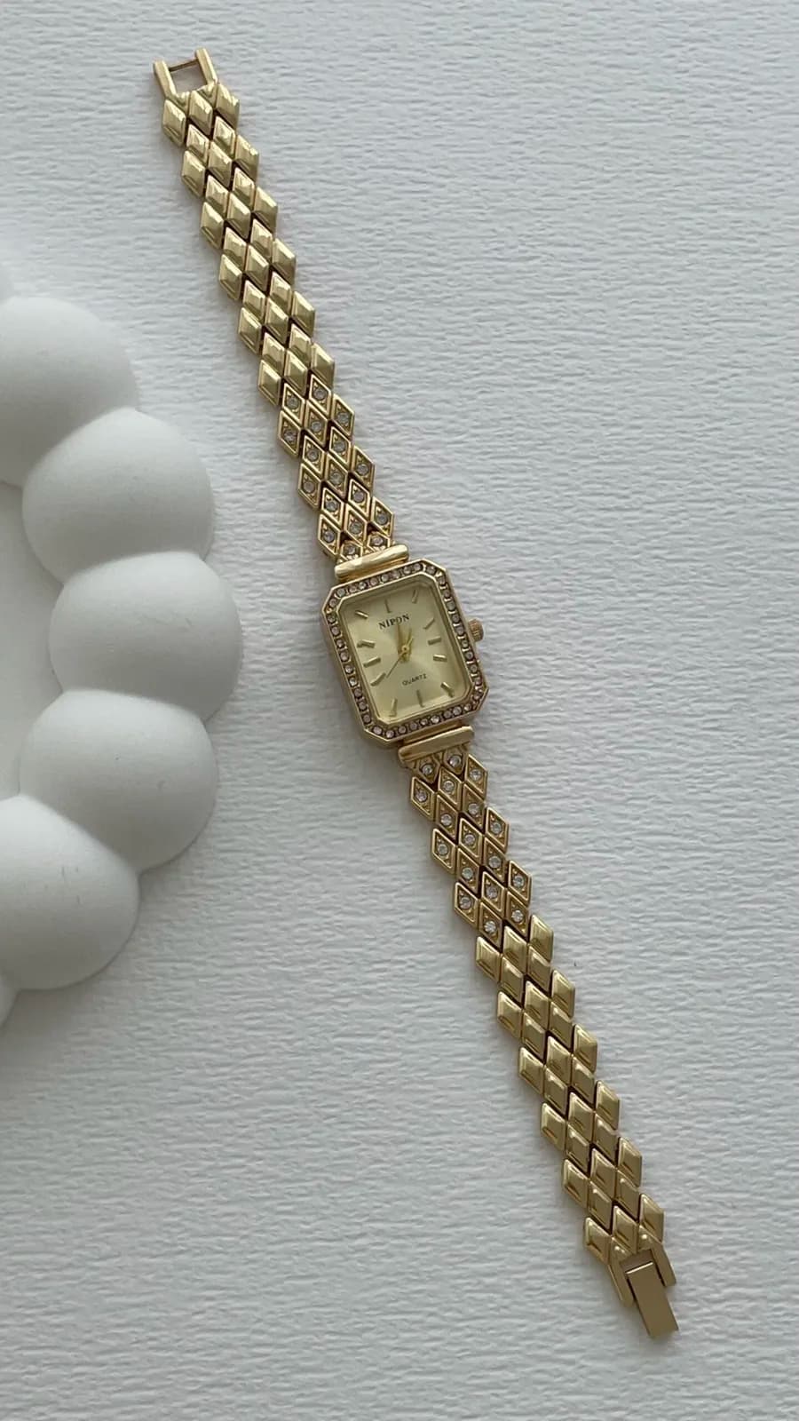 Dikdörtgen Tasarım Zirkon Taşlı Kadranı Sarı Gold Vintage Saat