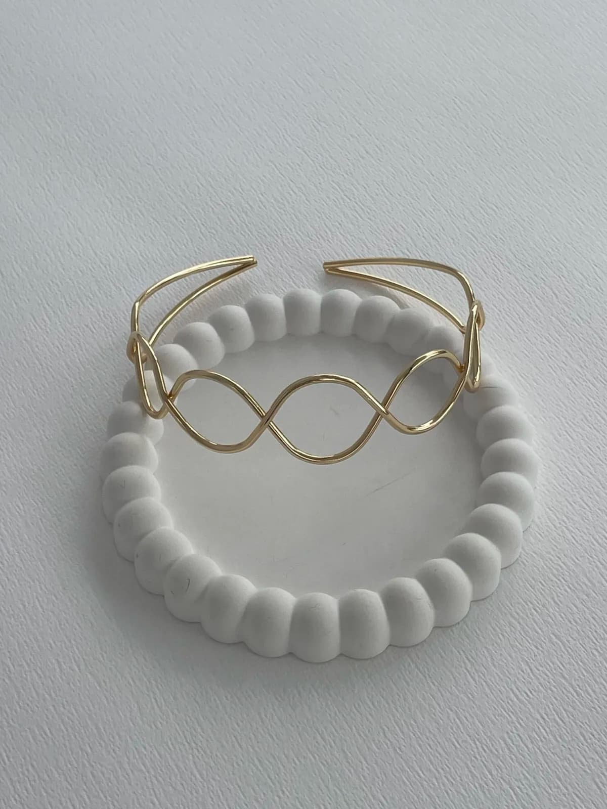 Özel Seri Oval Kıvrım Tasarım Gold Choker Kolye