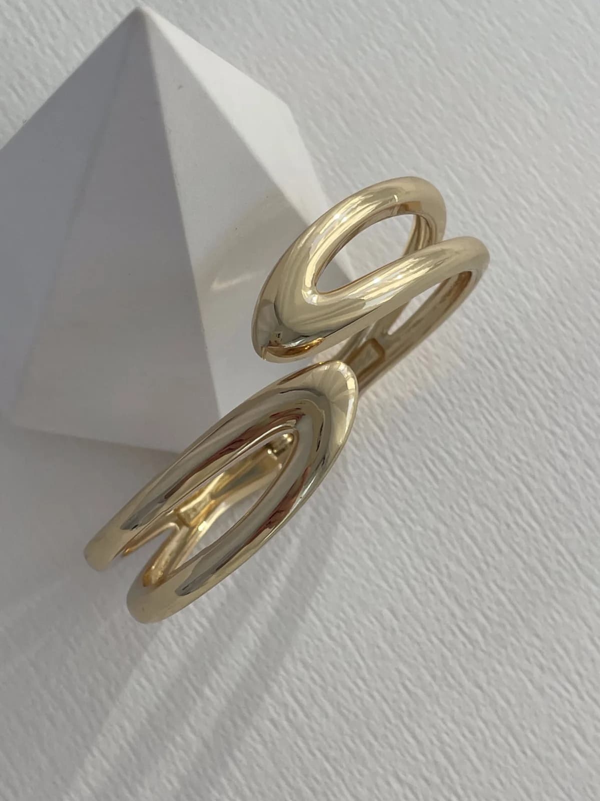 Özel Seri İçi Boş Sarmal İnce Tasarım Gold Kelepçe Bileklik