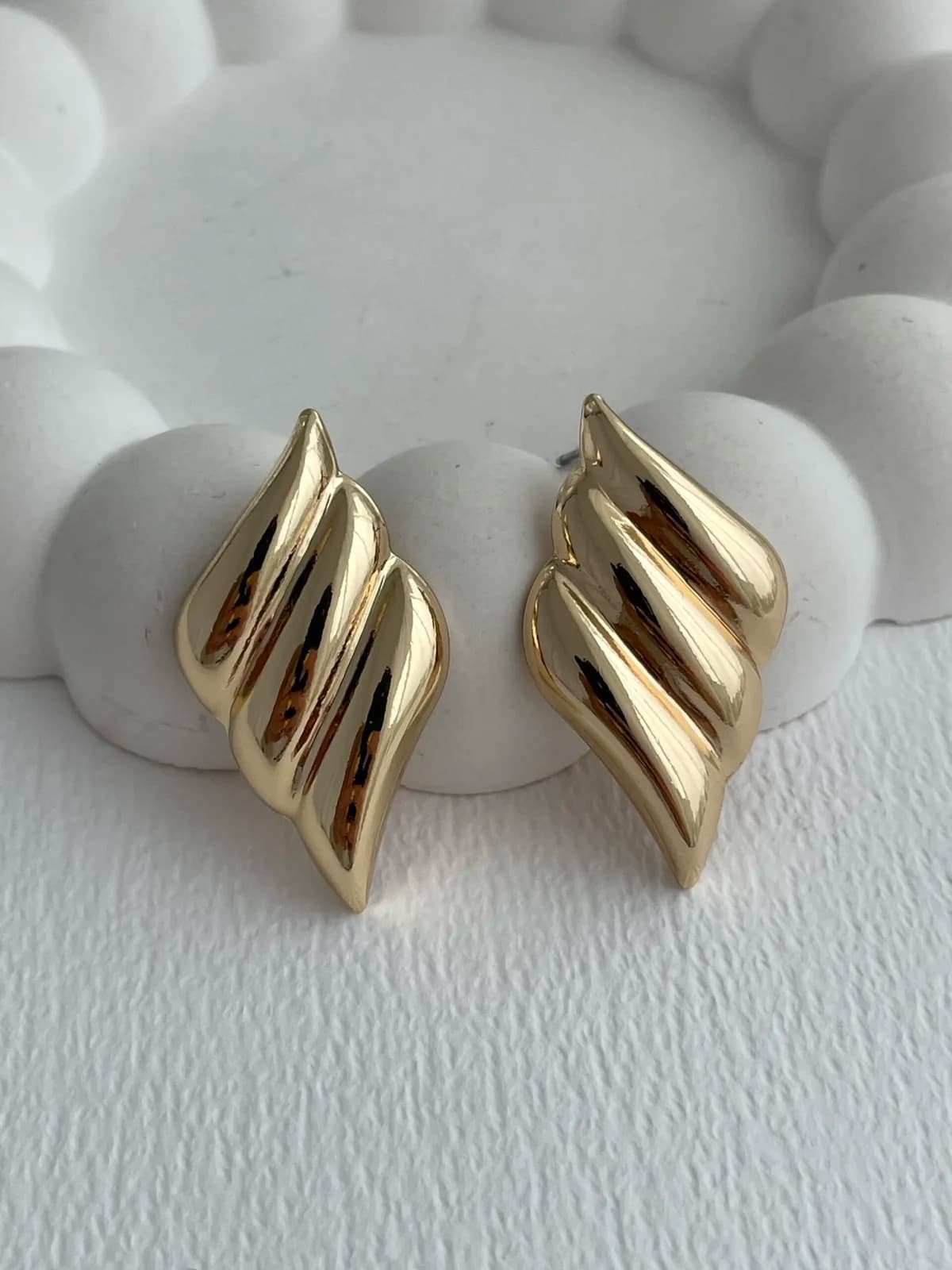Özel Seri Geometrik Yaprak Tasarım Gold Küpe