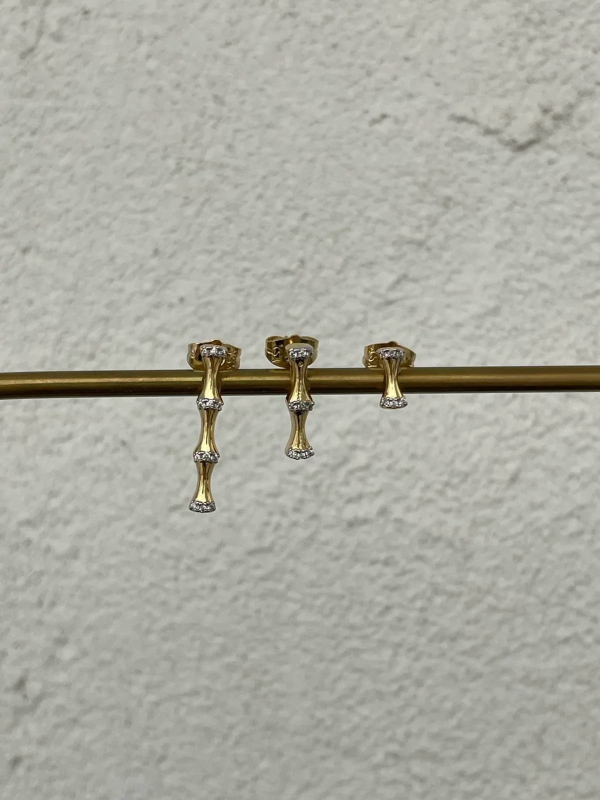 Özel Seri Zirkon Taşlı Kemik Tasarım Üçlü Gold Küpe Seti