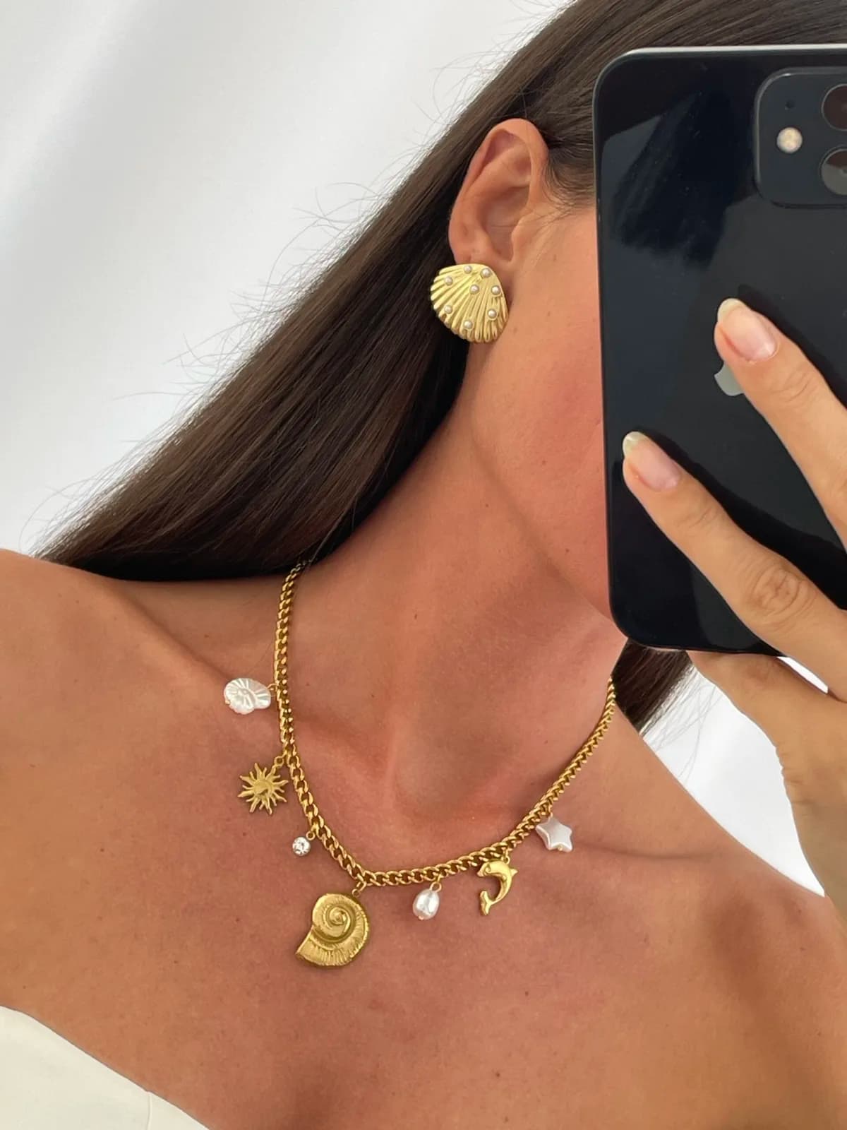 Çelik İnci Detay Deniz Kabuğu Charm Gold Kolye