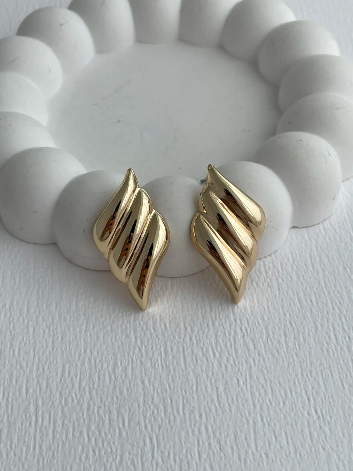 Özel Seri Geometrik Yaprak Tasarım Gold Küpe