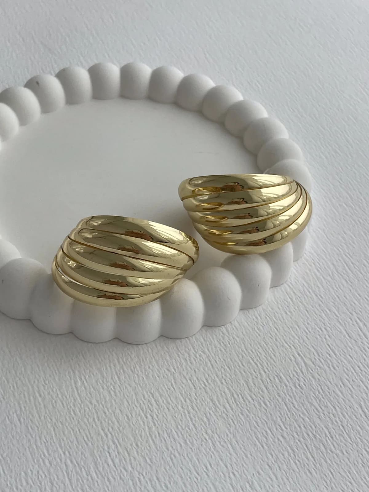 Özel Seri Tırtık Tasarım Kalın Gold Halka Küpe