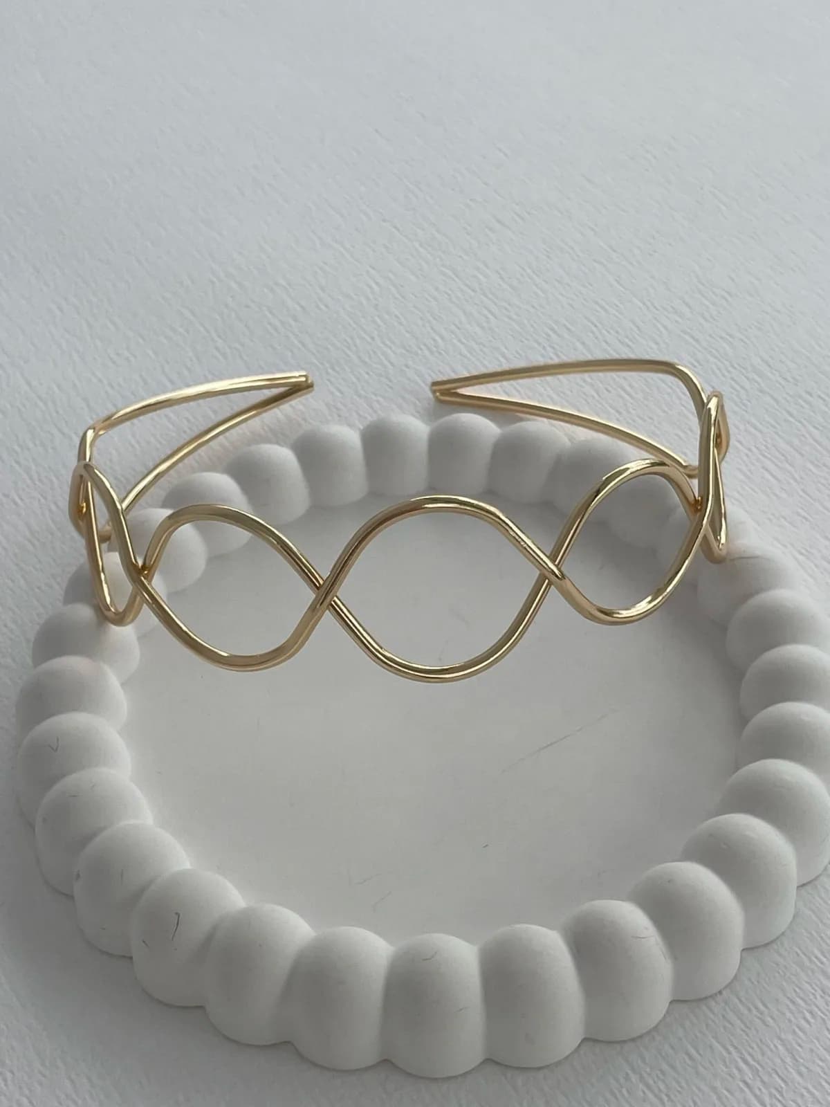 Özel Seri Oval Kıvrım Tasarım Gold Choker Kolye