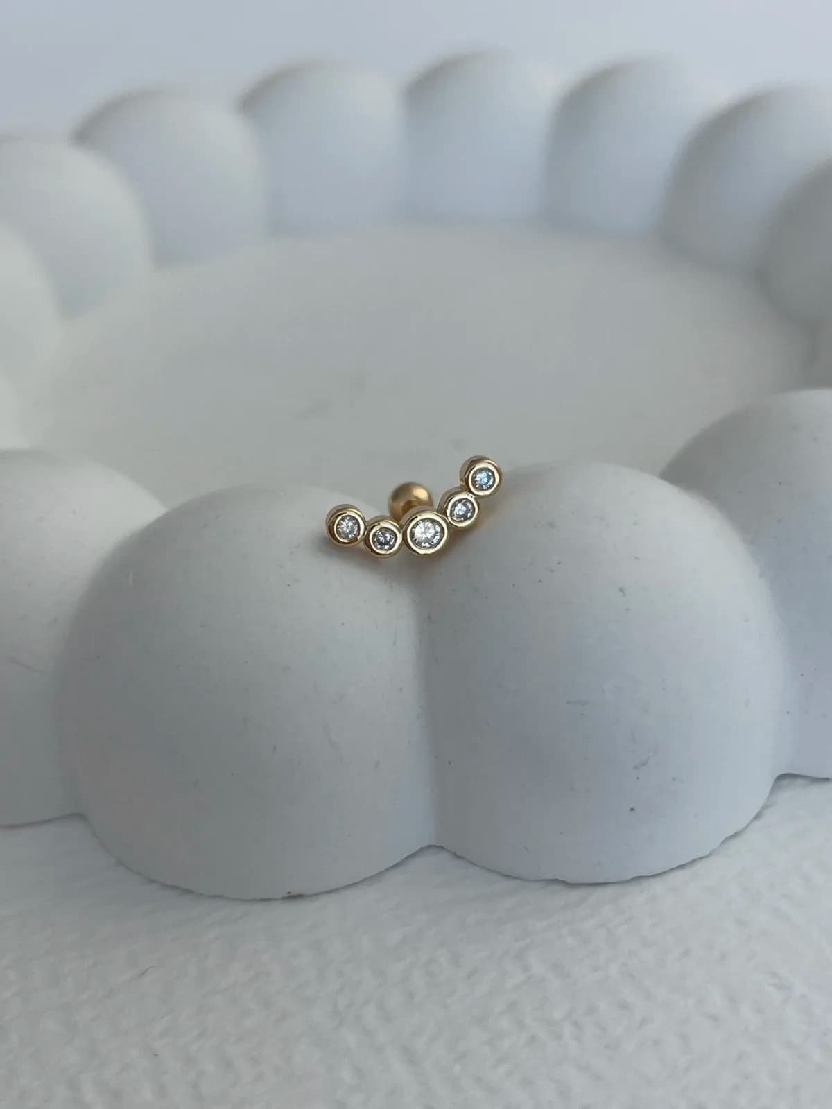 Özel Seri Zirkon Taşlı Daire Tasarım Gold Tragus