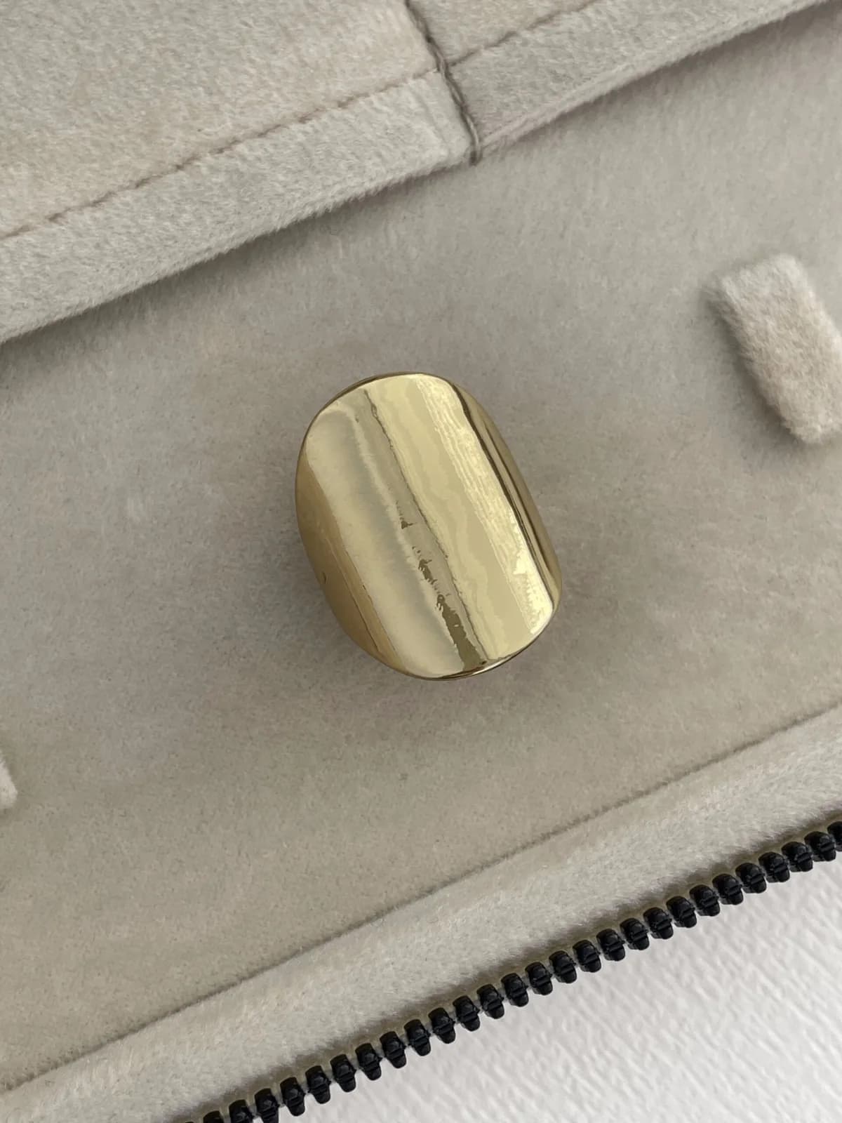 Özel Seri Oval Şövalye Tasarım Ayarlanabilir Gold Yüzük