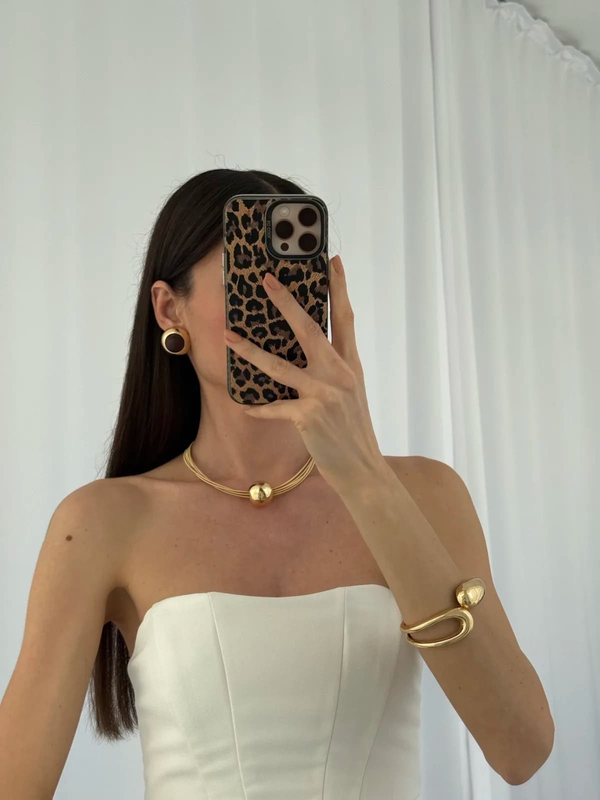 Özel Seri Kahverengi Ahşap Top Detay Gold Küpe