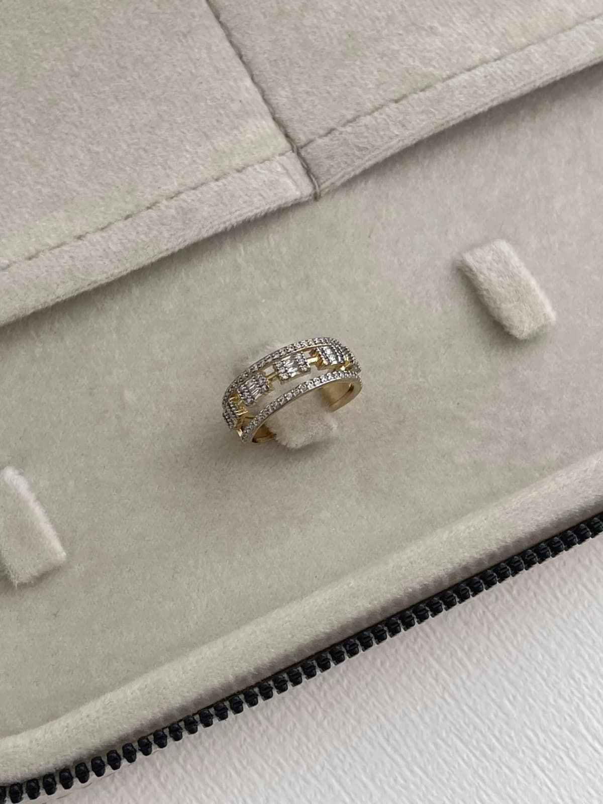 Özel Seri Zirkon&amp;Baget Taşlı Üç Sıra Ayarlanabilir Gold Yüzük
