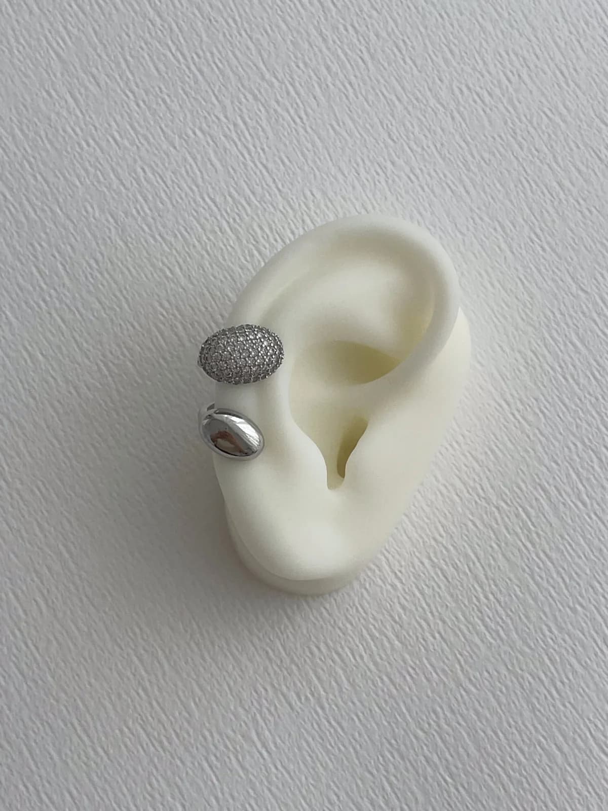 Özel Seri Zirkon Taşlı İkili Oval Tasarım Gümüş Earcuff Küpe (Delik Gerektirir)