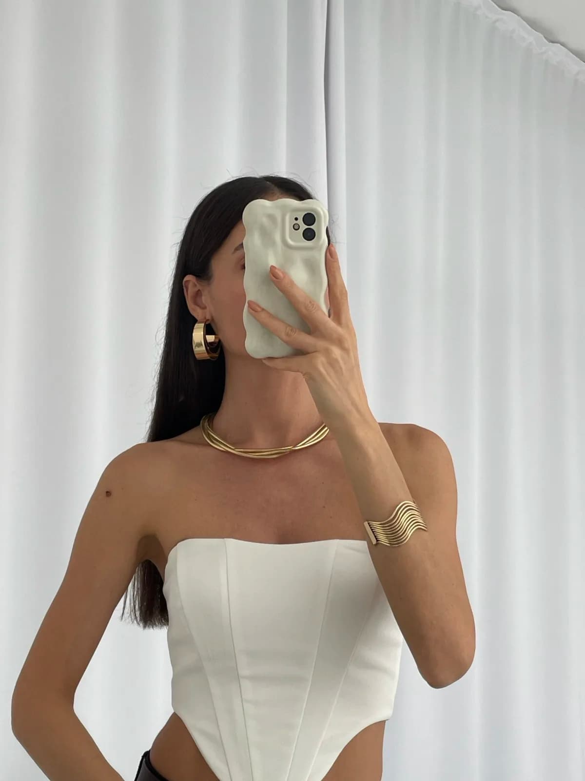 Özel Seri Marka Model Üçlü Plaka Maksi Boy Gold Küpe