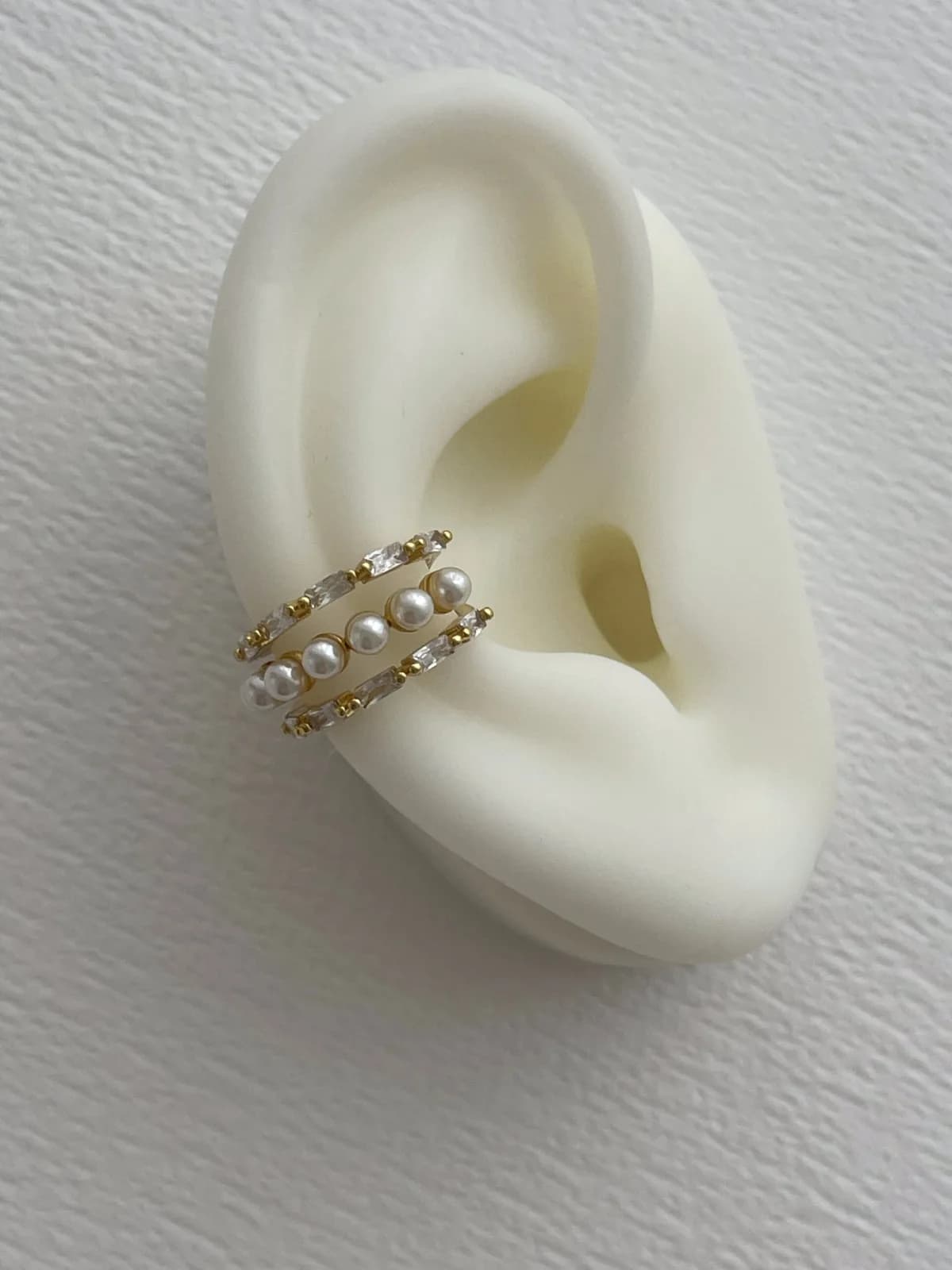 Özel Seri Zirkon Taşlı İnci Detay Gold Earcuff Küpe