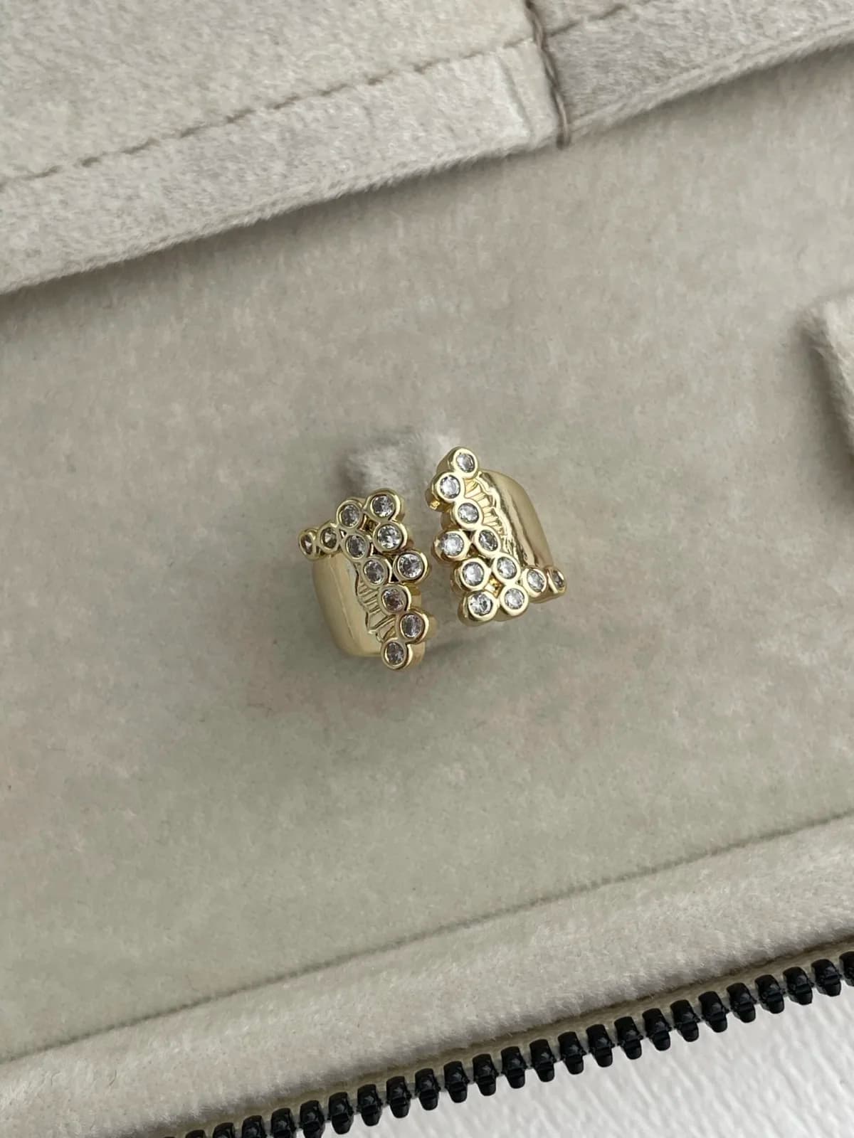 Özel Seri Zirkon Taşlı Petek Tasarım Ayarlanabilir Gold Yüzük