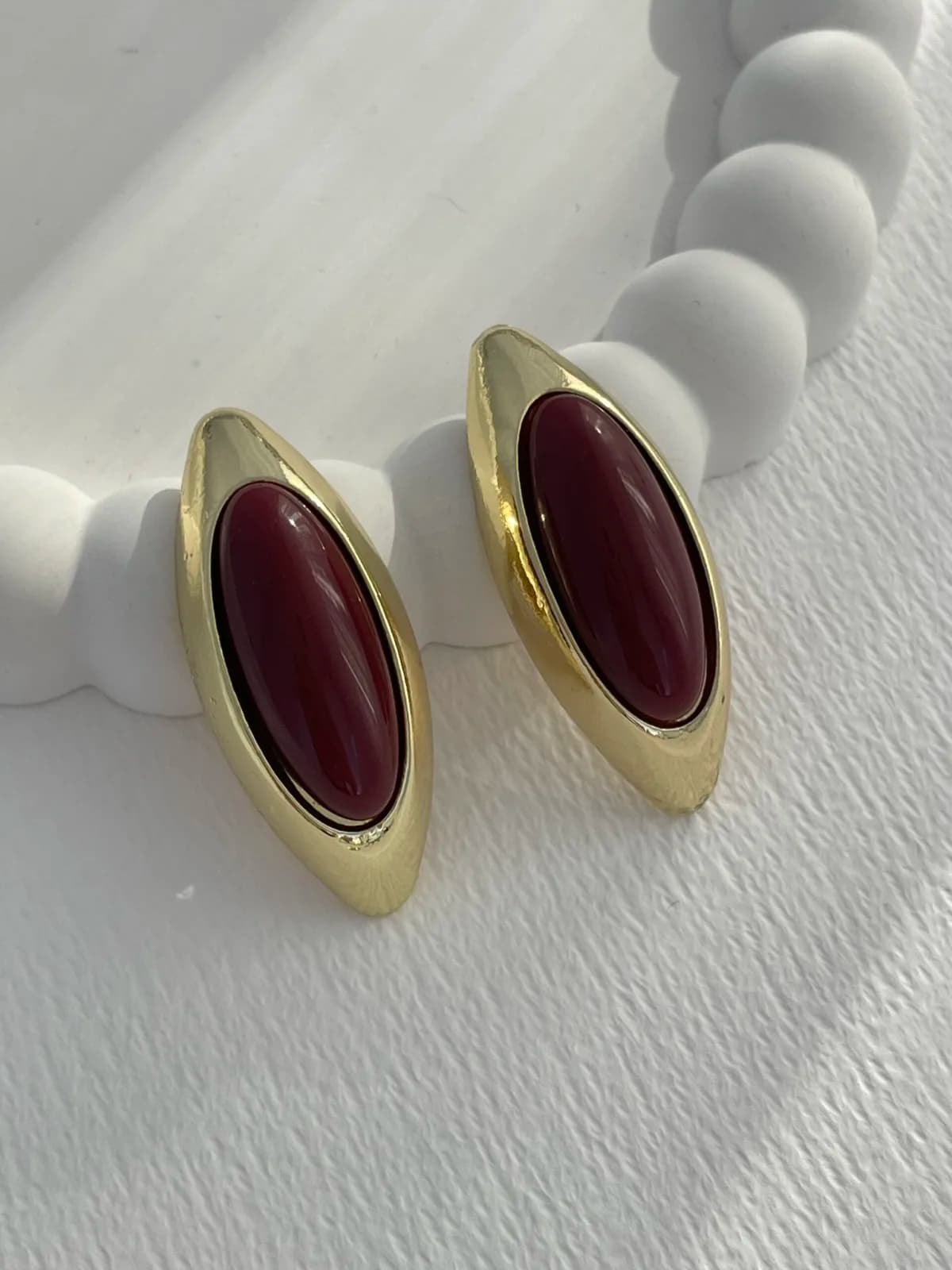 Özel Seri Bordo Kemik Detay Oval Vintage Gold Küpe