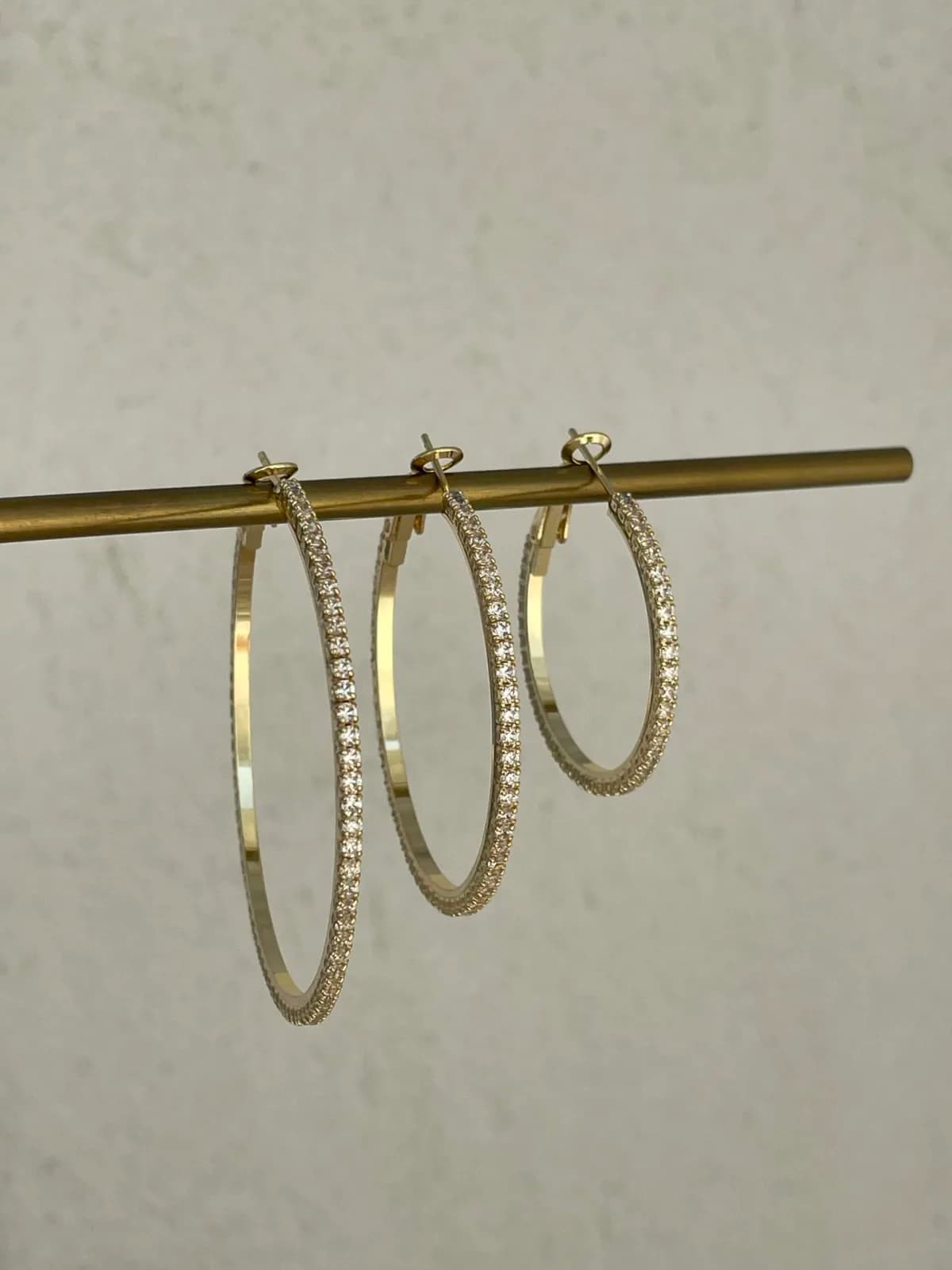 Özel Seri Zirkon Taşlı Gold Küçük Boy Halka Küpe