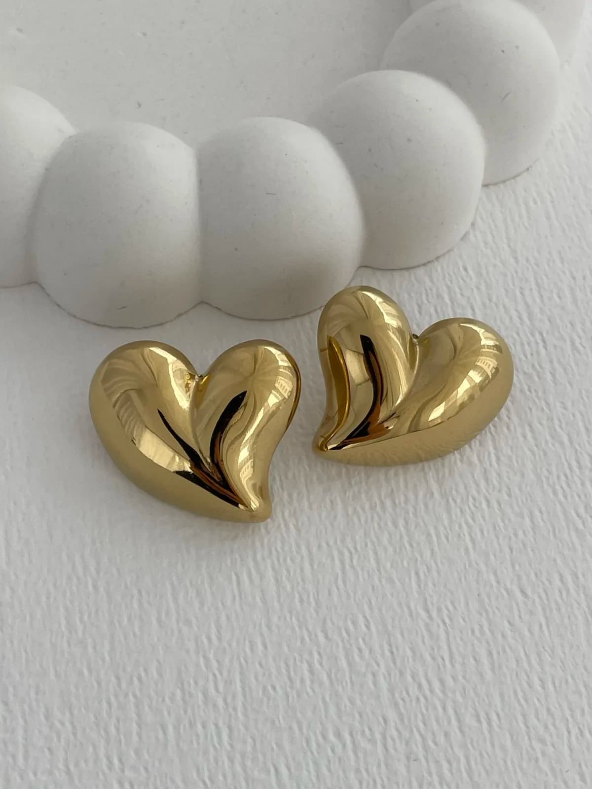 Çelik Kalp Tasarım Gold Küpe