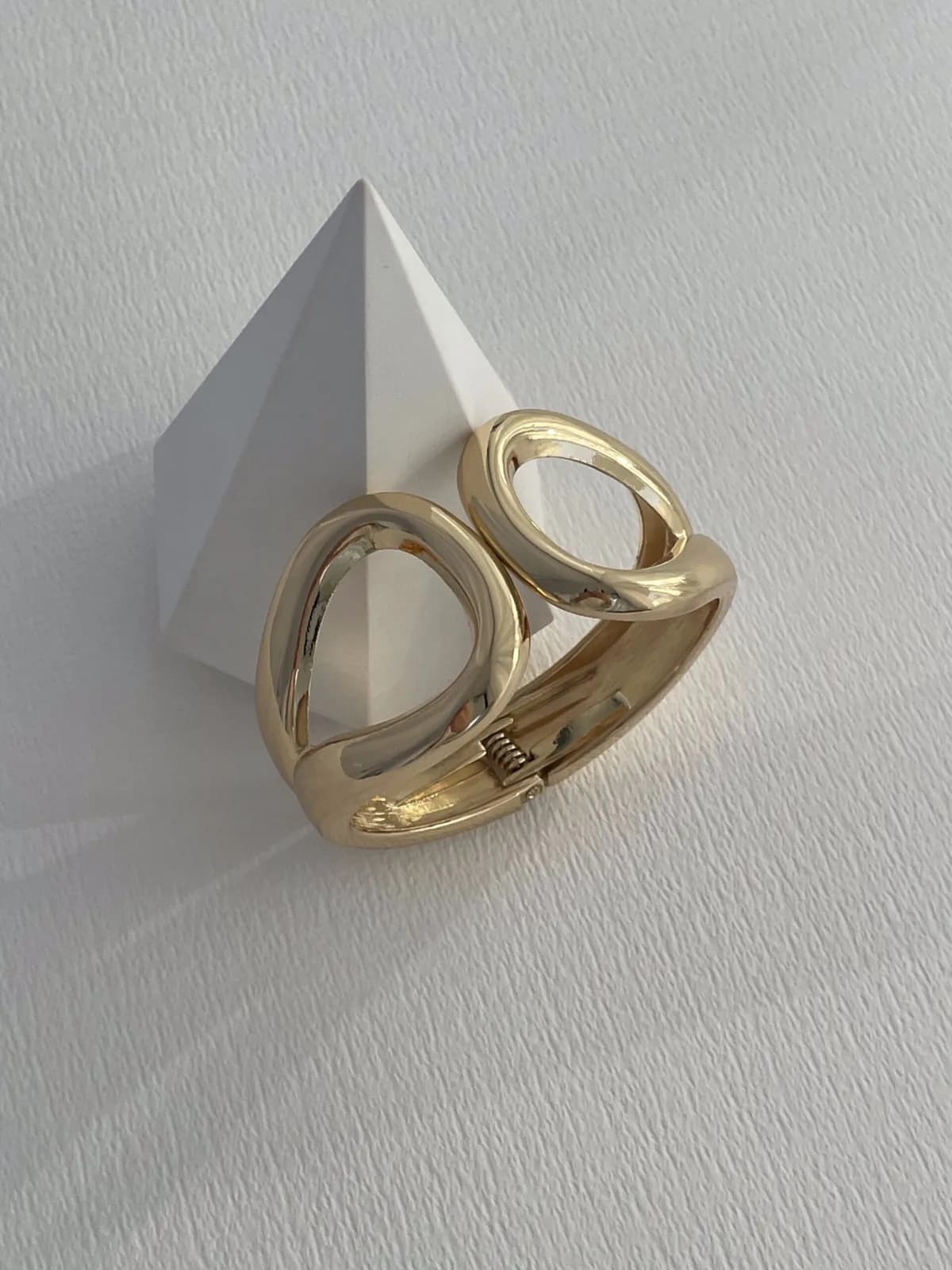 Özel Seri İçi Boş Damla Tasarım Gold Kelepçe Bileklik