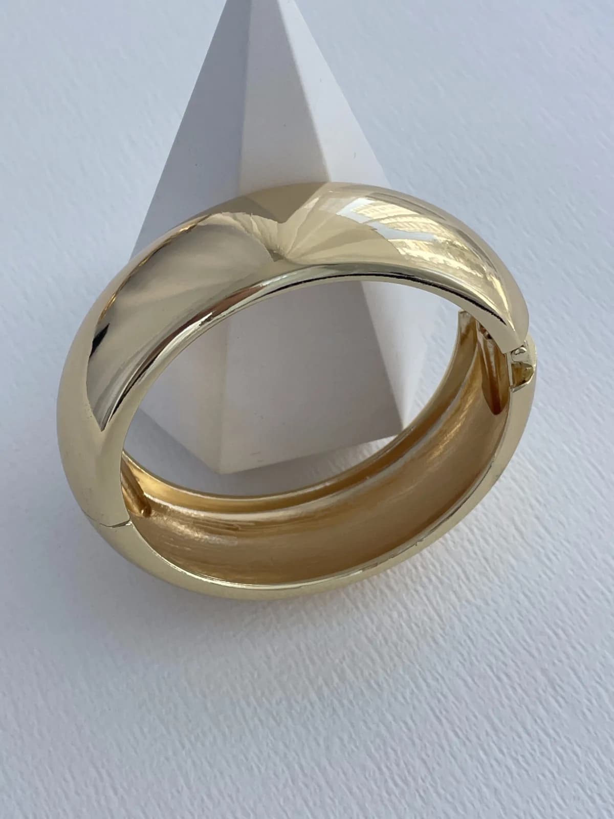 Özel Seri Bombe Tasarım Gold Kelepçe Bileklik