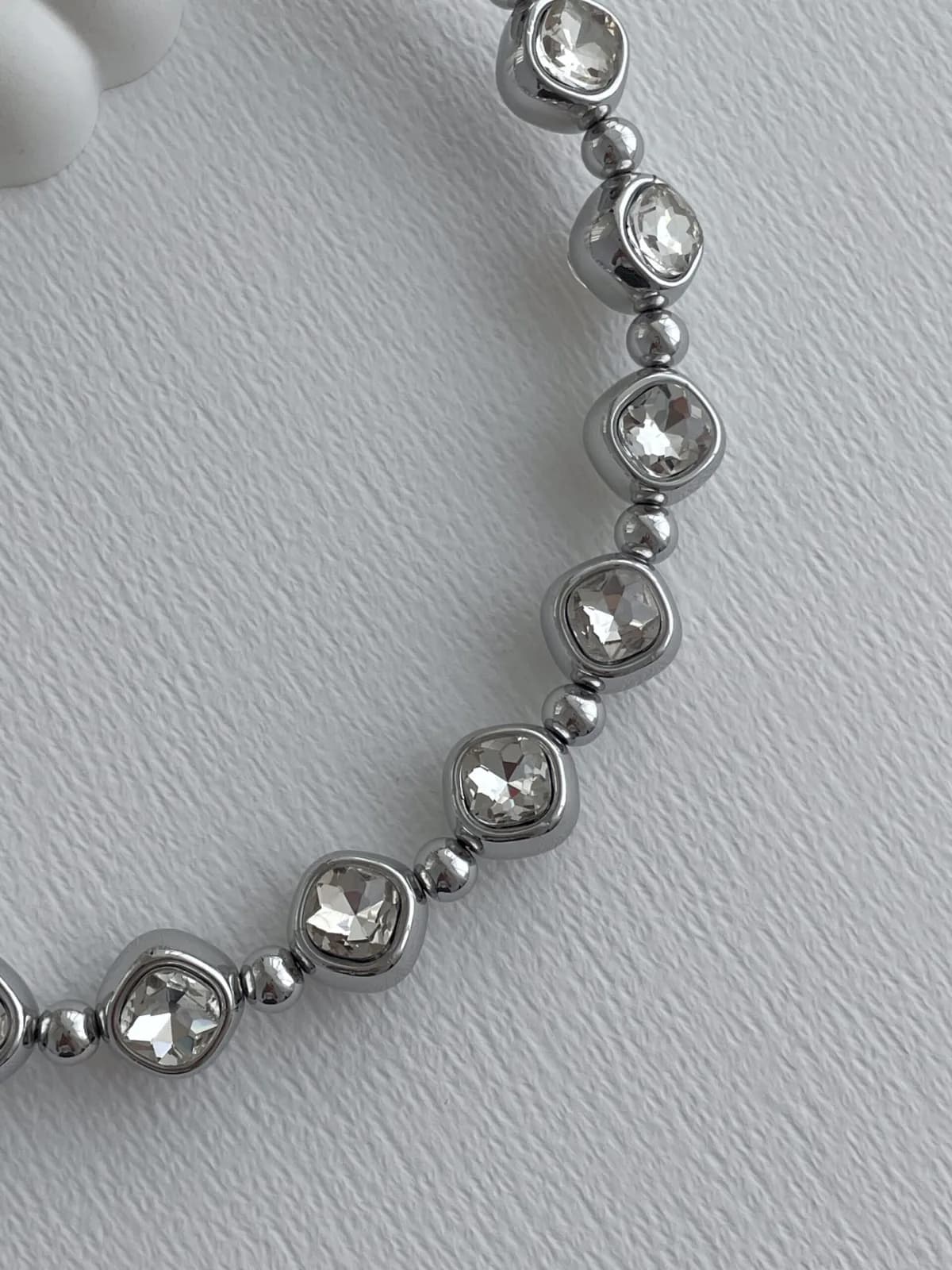 Özel Seri Çift Taraflı Zirkon Taşlı Gümüş Yuvarlak Choker Kolye
