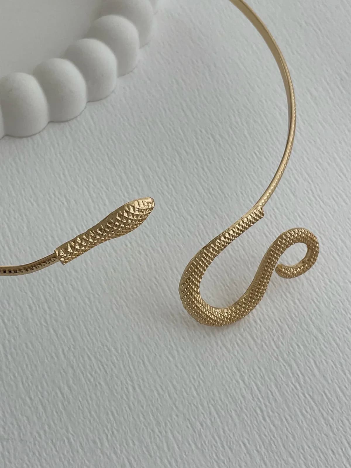Özel Seri Yılan Tasarım Gold Choker Kolye