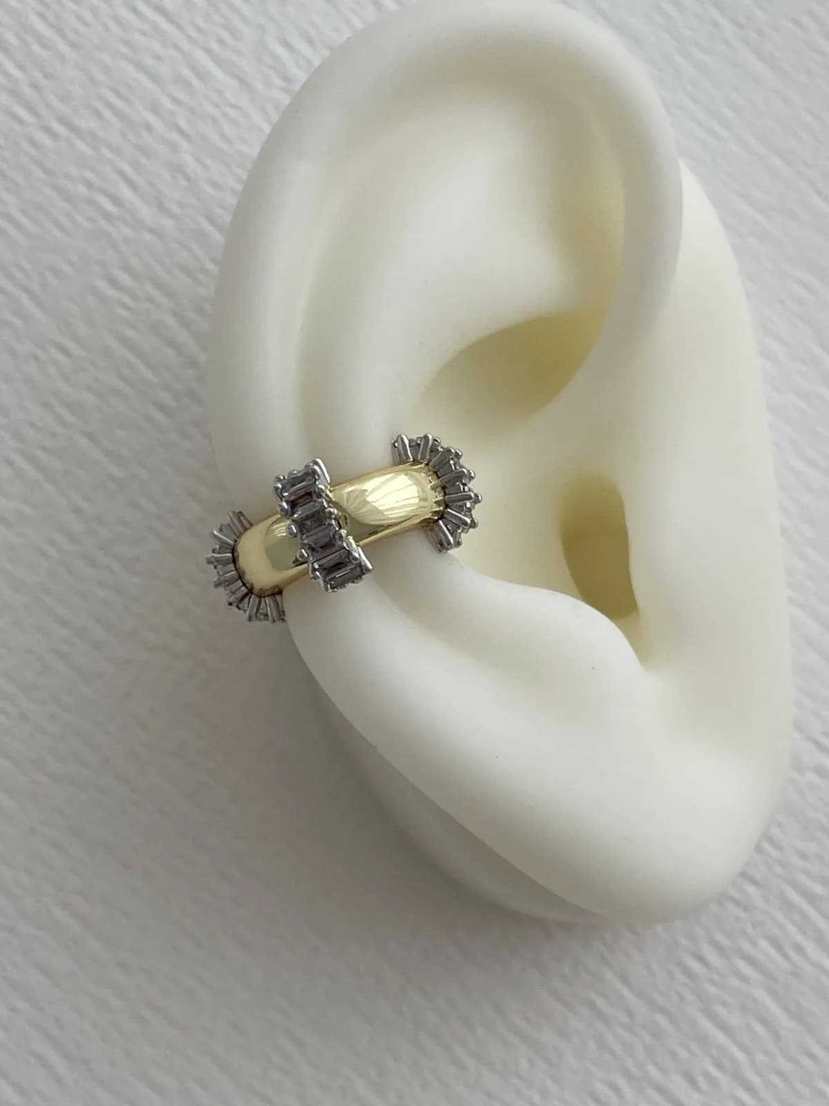 Özel Seri Baget Taşlı Tırtık Tasarım Gold Earcuff Küpe