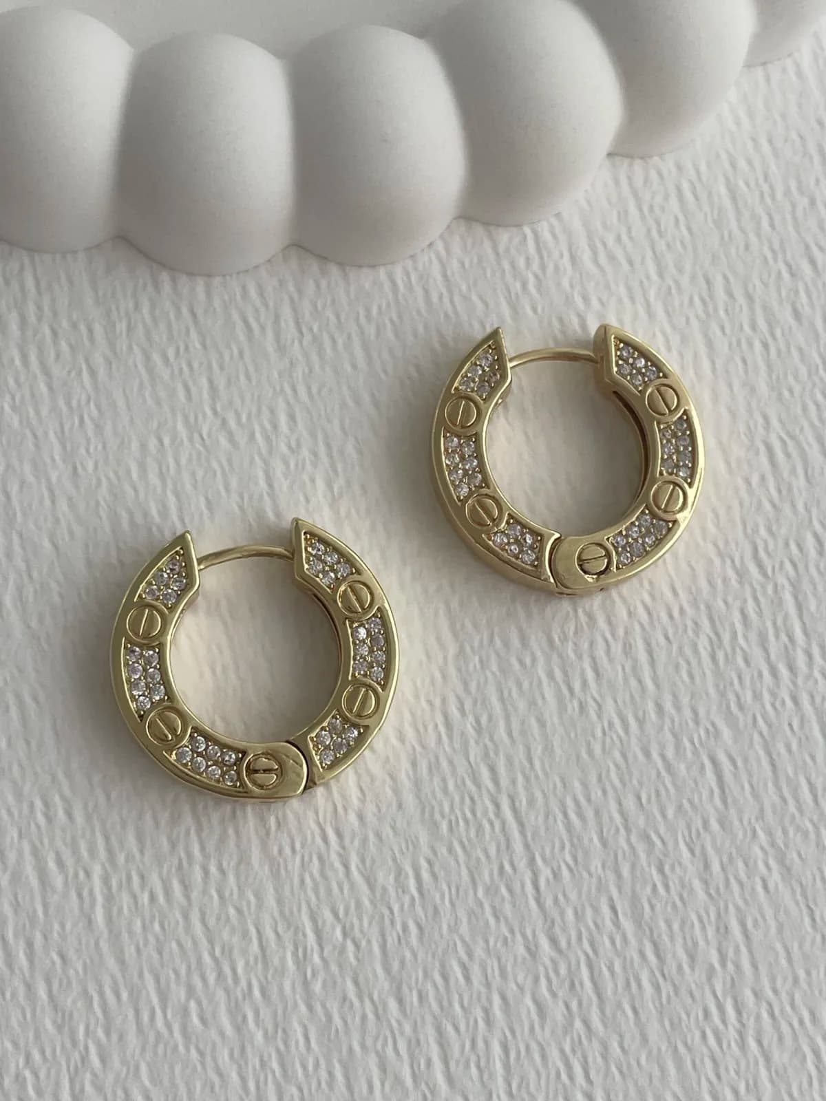 Özel Seri Zirkon Taşlı Marka Model Gold Küpe