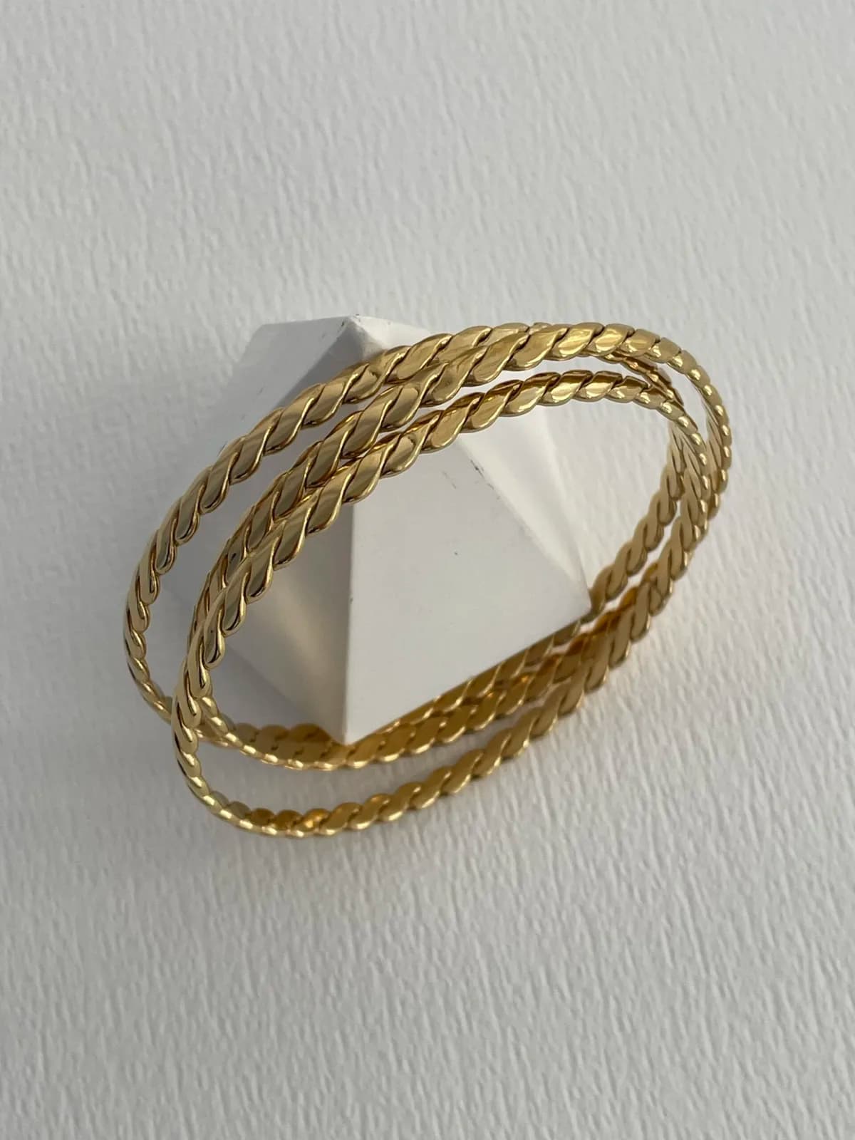 Çelik Burdu Desen Gold Ajda Bilezik 65mm