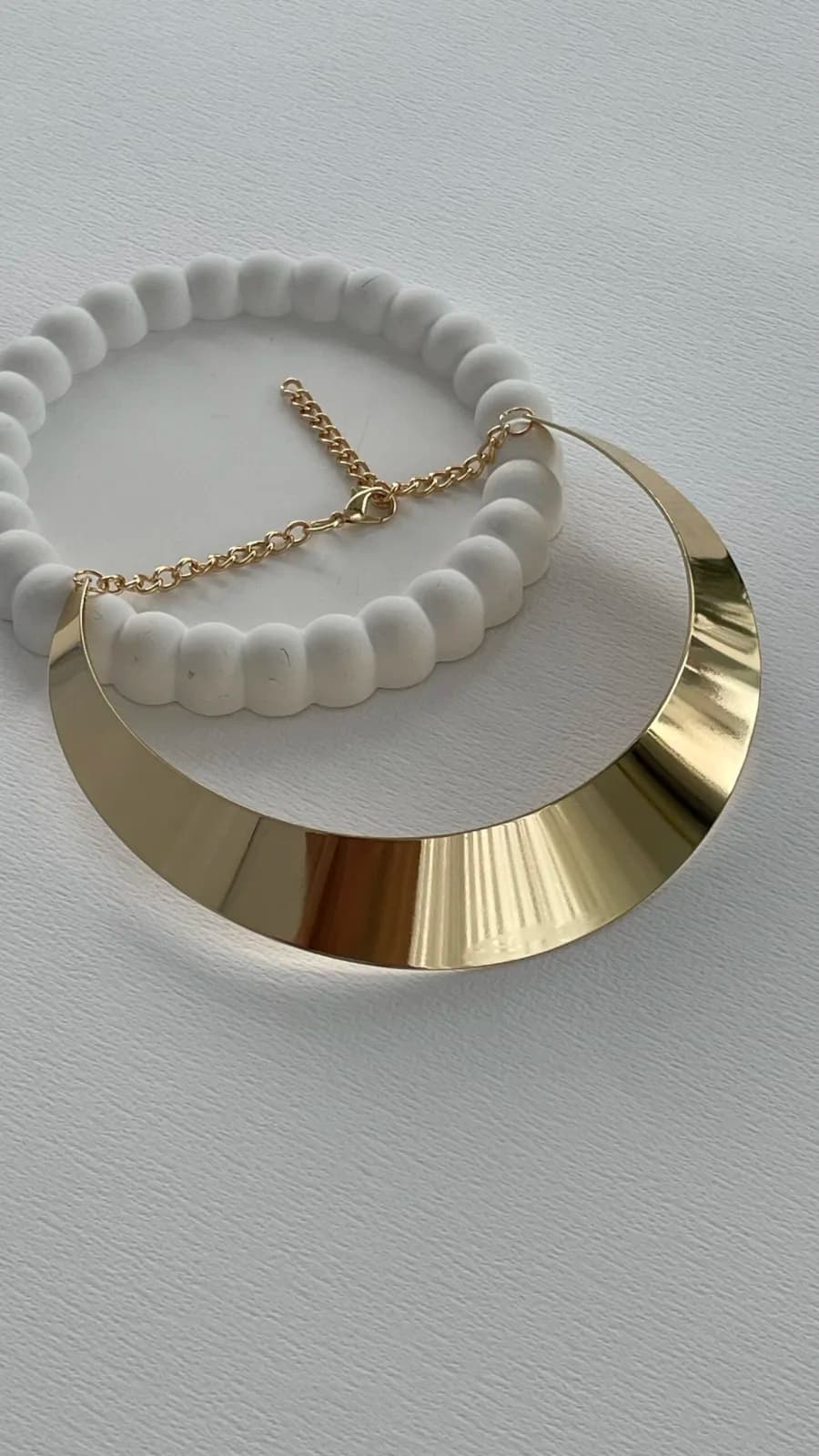 Özel Seri Oval Plaka Tasarım Gold Choker Kolye