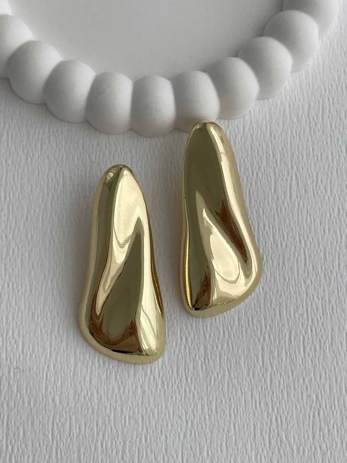 Özel Seri Soyut Tasarım Maksi Boy Gold Küpe