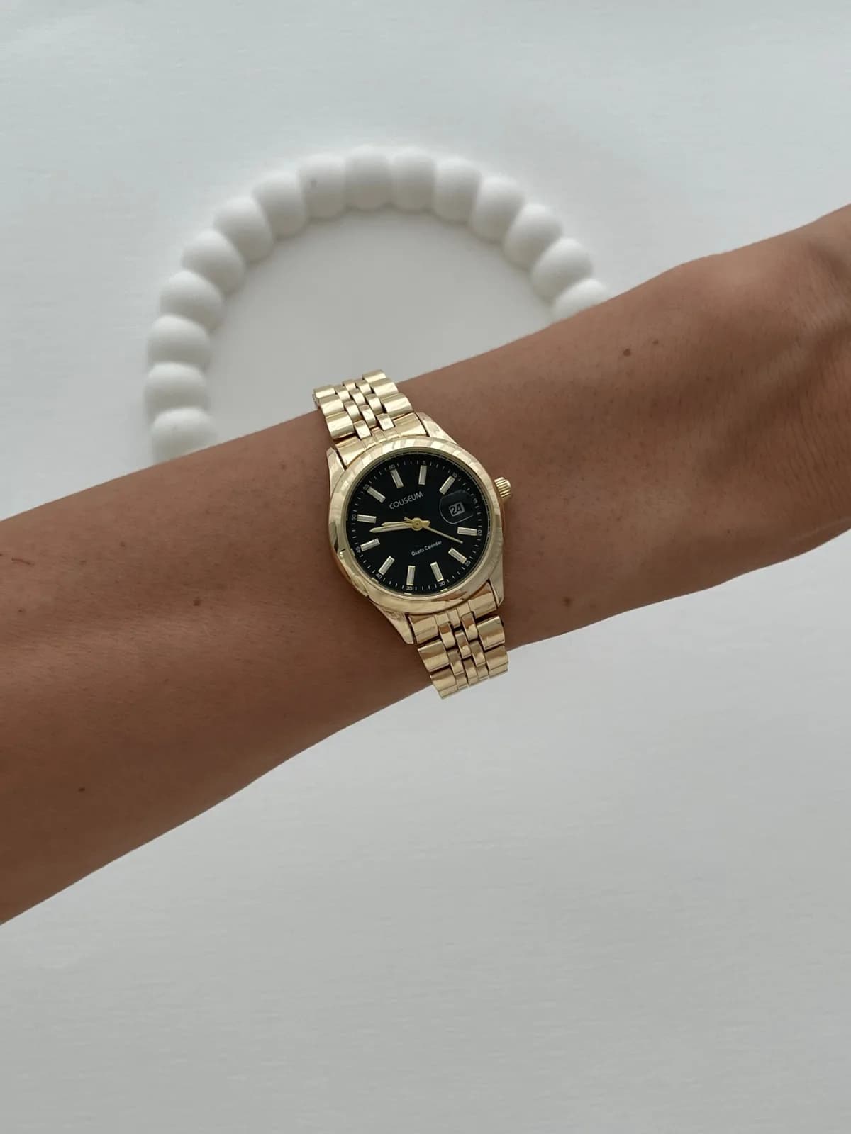 Yuvarlak Tasarım Kadranı Siyah Gold Vintage Saat