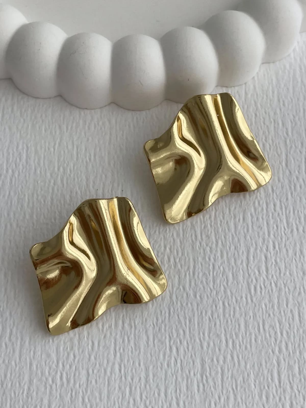 Çelik Soyut Tasarım Gold Küpe
