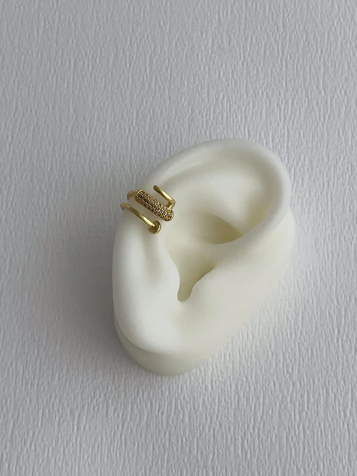 Özel Seri Zirkon Taşlı Çivi Tasarım Gold Earcuff Küpe