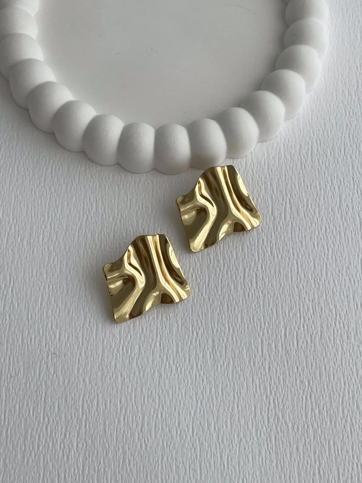 Çelik Soyut Tasarım Gold Küpe