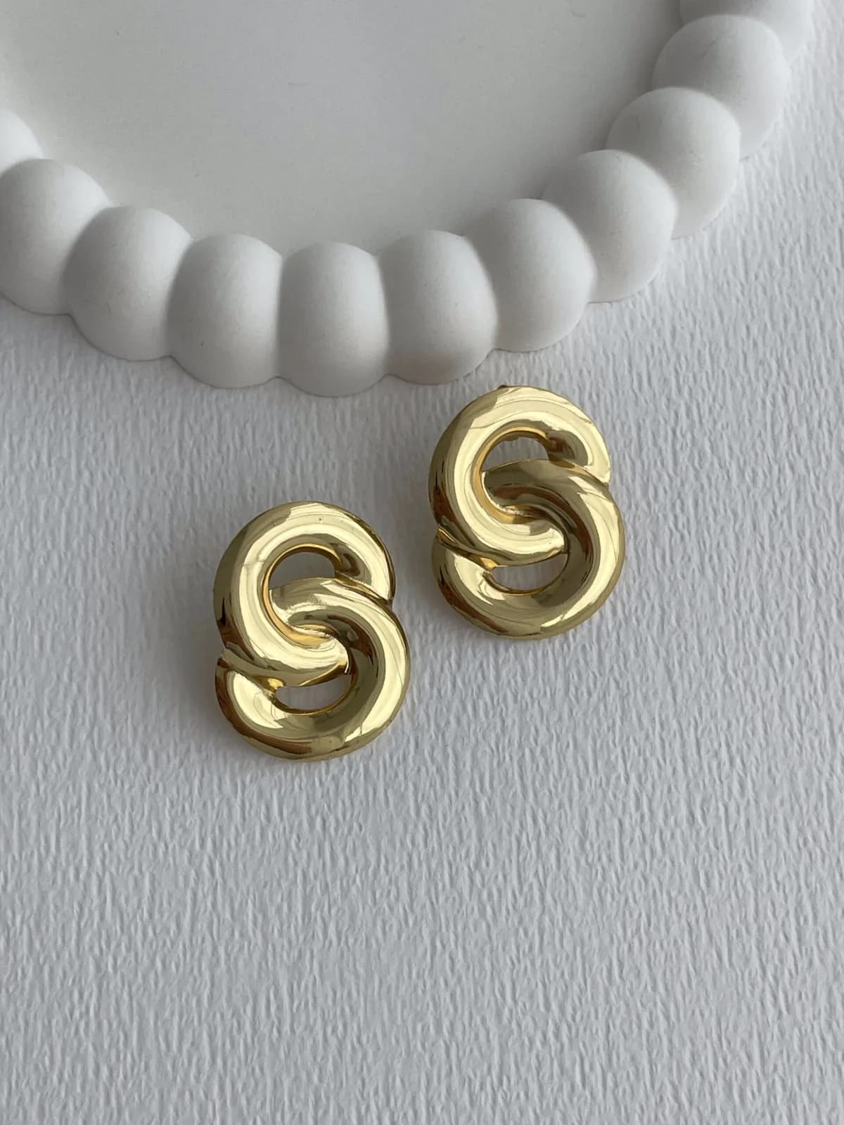 Çelik İç İçe Halka Tasarım Gold Küpe
