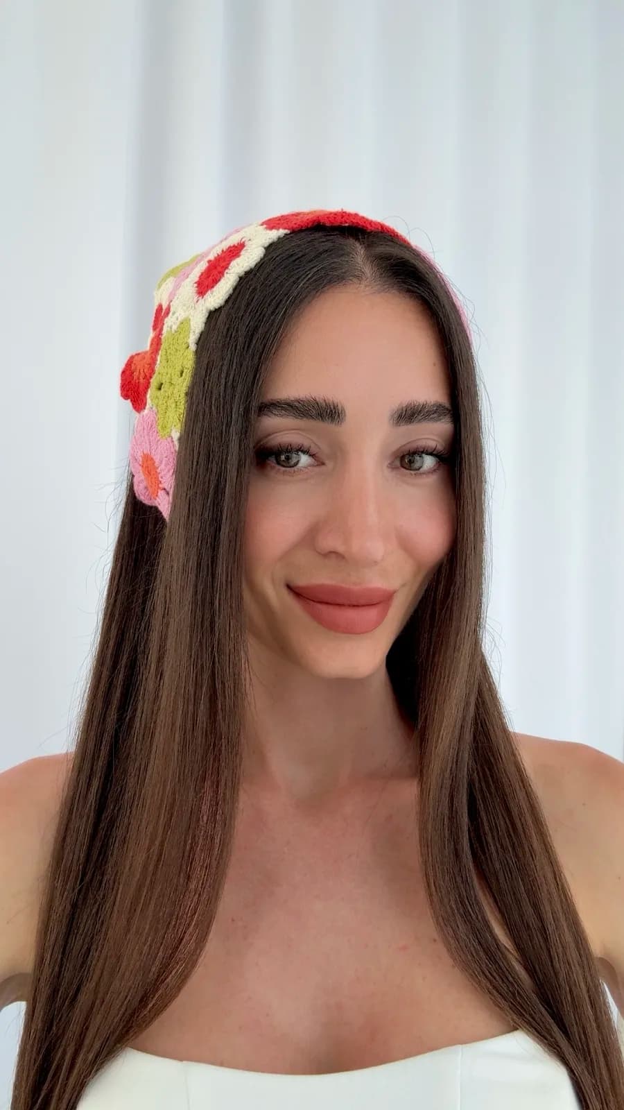 Renkli Çiçek Tasarım Ekru Örme Bandana