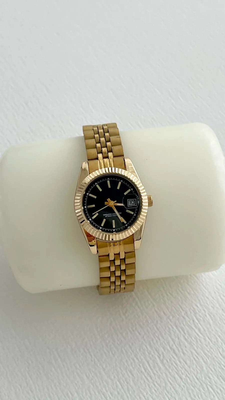 Yuvarlak Tasarım Kadranı Siyah Gold Vintage Saat