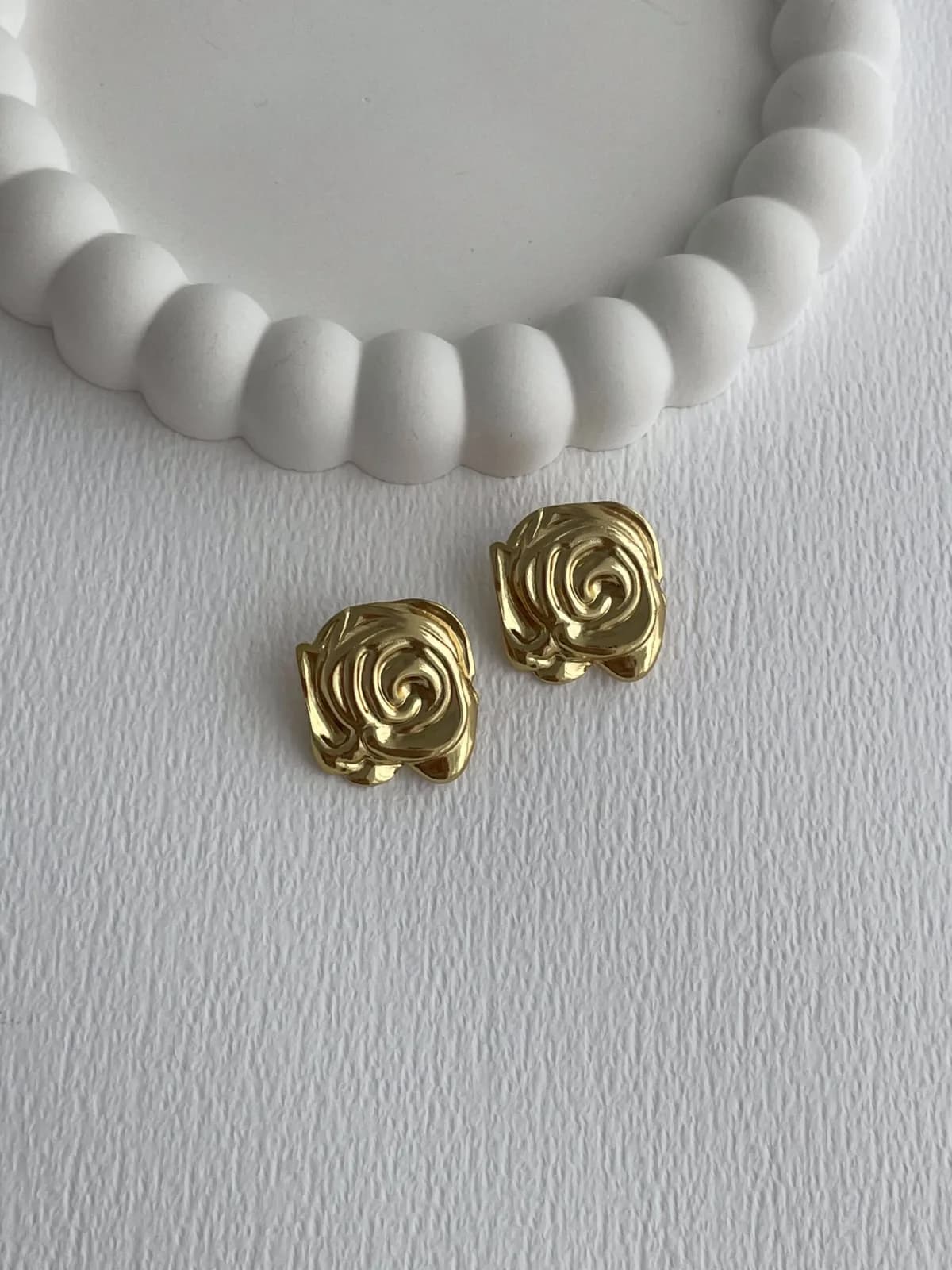 Çelik Gül Tasarım Gold Küpe